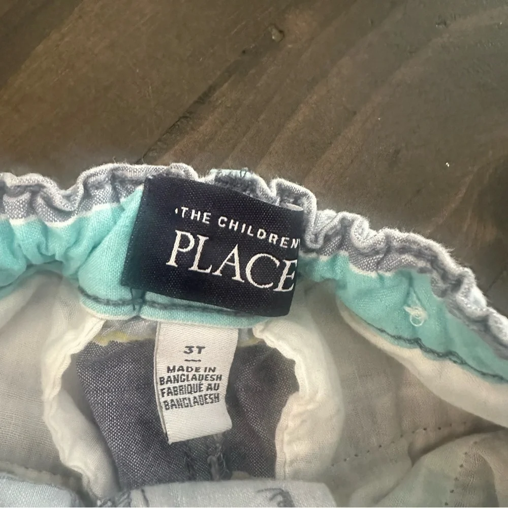 CHILDRENS PLACE BOYS 3T STRIPE SHORTS
